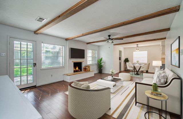 2114 Briarview Drive, Houston, TX 77077