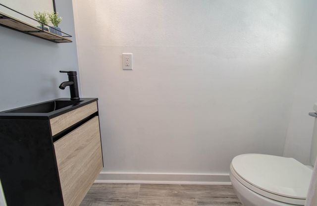 2114 Briarview Drive, Houston, TX 77077