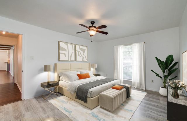 2114 Briarview Drive, Houston, TX 77077