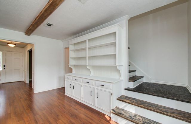 2114 Briarview Drive, Houston, TX 77077