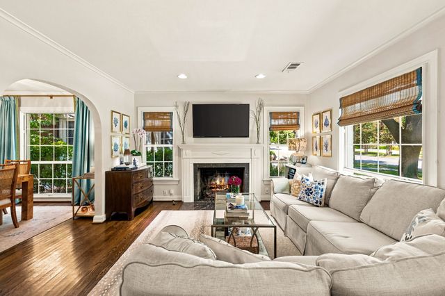 6330 Ellsworth Avenue, Dallas, TX 75214