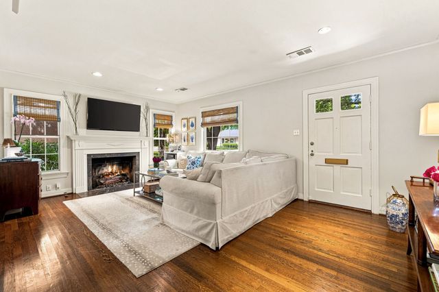 6330 Ellsworth Avenue, Dallas, TX 75214