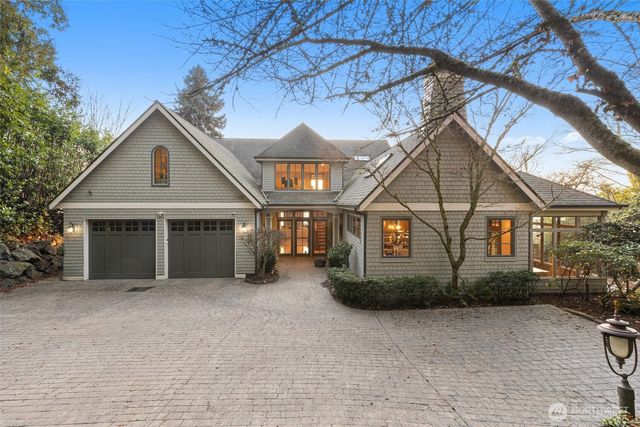 8281 W Mercer Way, Mercer Island, WA 98040