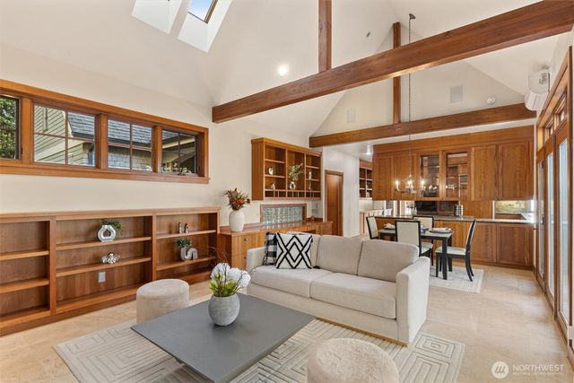 8281 W Mercer Way, Mercer Island, WA 98040