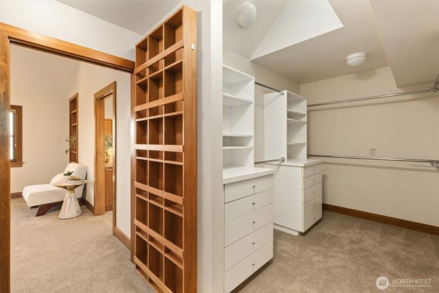 8281 W Mercer Way, Mercer Island, WA 98040