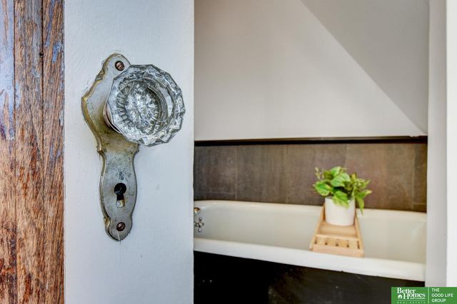 4708 Shirley Street, Omaha, NE 68106