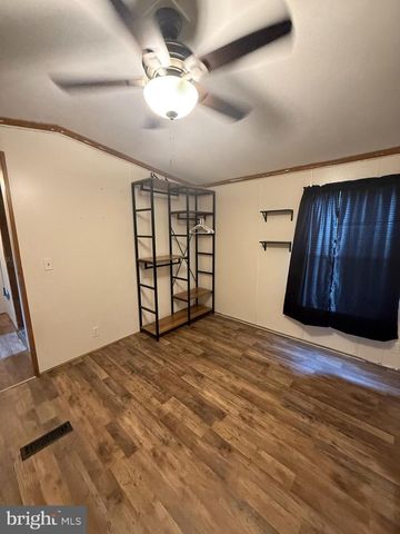 19 SHORT LN, Shippensburg, PA 17257