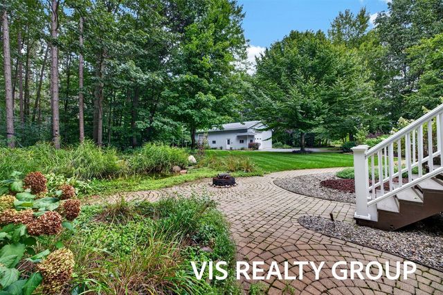 11625 Hidden Hollow Drive, Grand Haven, MI 49417