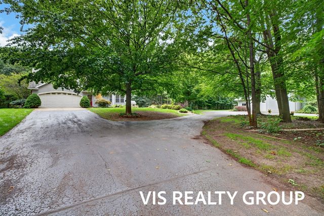 11625 Hidden Hollow Drive, Grand Haven, MI 49417