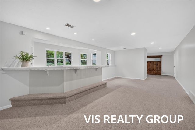 11625 Hidden Hollow Drive, Grand Haven, MI 49417