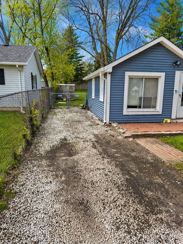37854 Harper Avenue, Beach Park, IL 60087