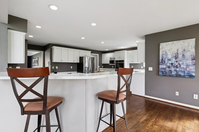 7389 Saint Ives Place, West Chester, OH 45069