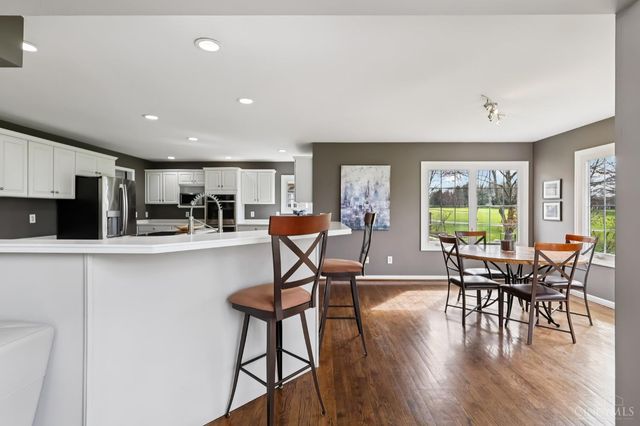 7389 Saint Ives Place, West Chester, OH 45069