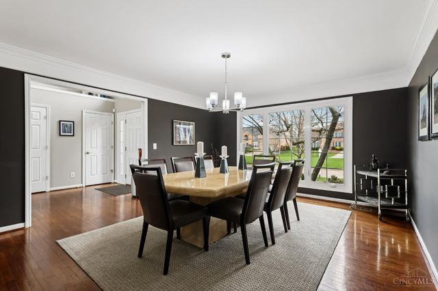 7389 Saint Ives Place, West Chester, OH 45069