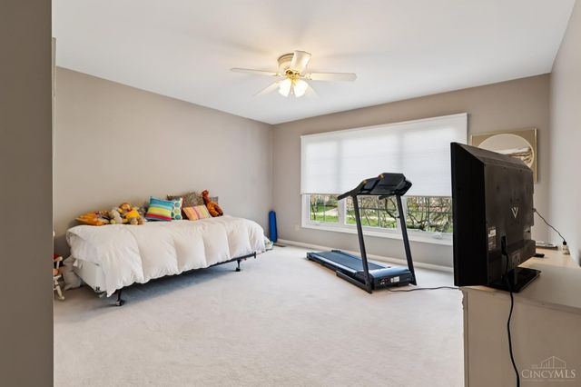 7389 Saint Ives Place, West Chester, OH 45069