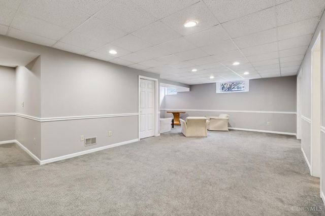 7389 Saint Ives Place, West Chester, OH 45069