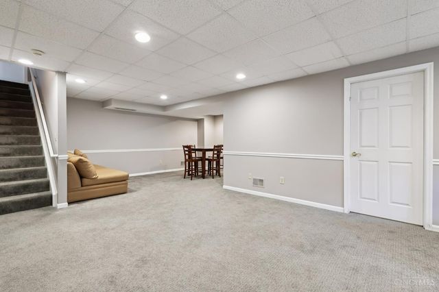 7389 Saint Ives Place, West Chester, OH 45069