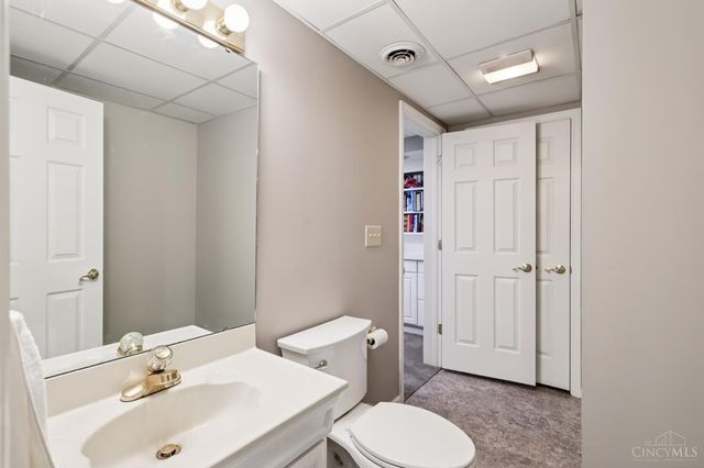 7389 Saint Ives Place, West Chester, OH 45069