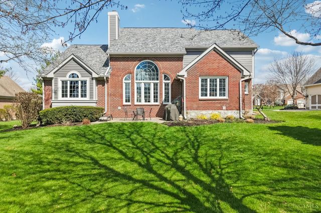 7389 Saint Ives Place, West Chester, OH 45069