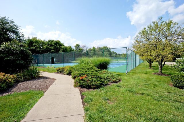 7389 Saint Ives Place, West Chester, OH 45069