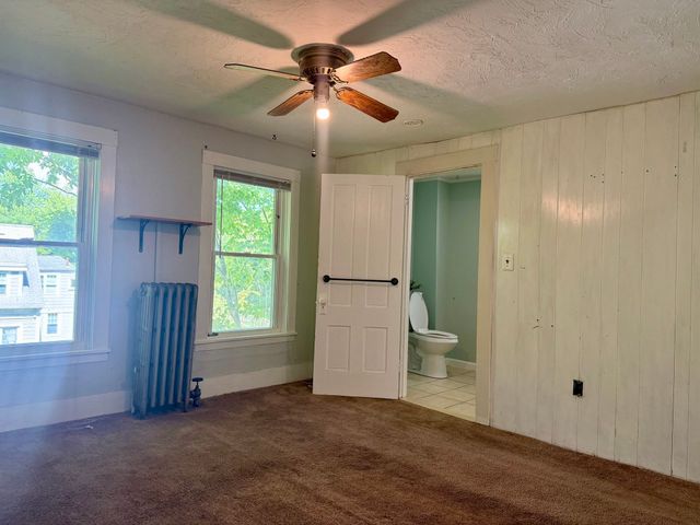 158 Franklin 2, Whitman, MA 02382