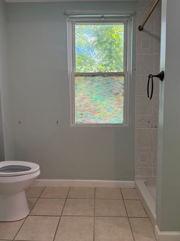 158 Franklin 2, Whitman, MA 02382