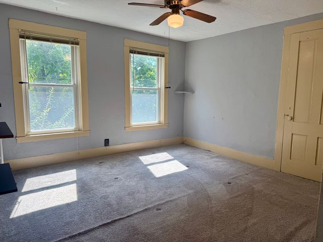 158 Franklin 2, Whitman, MA 02382
