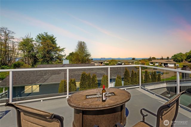 293 N Ridge View Dr, Port Angeles, WA 98362