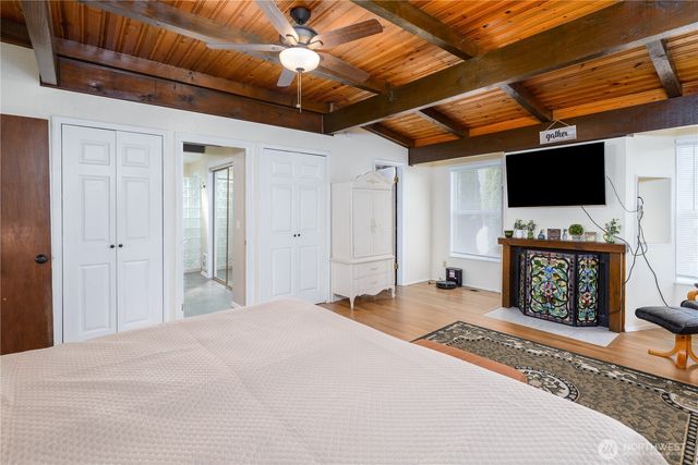 293 N Ridge View Dr, Port Angeles, WA 98362