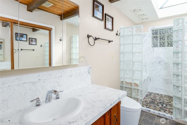293 N Ridge View Dr, Port Angeles, WA 98362