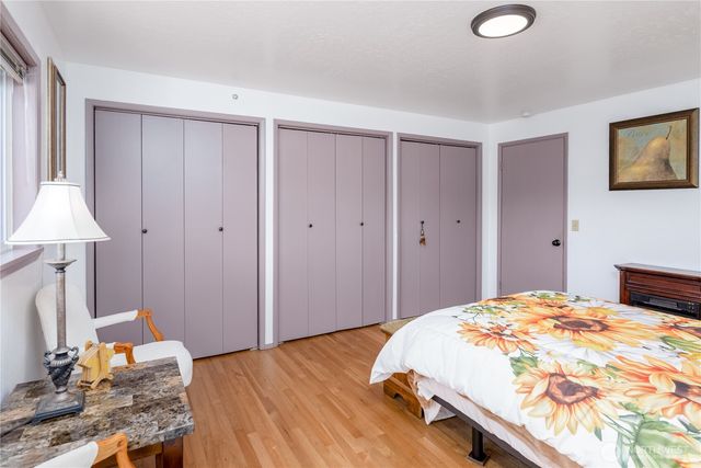 293 N Ridge View Dr, Port Angeles, WA 98362