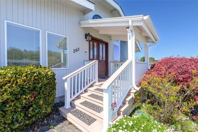 293 N Ridge View Dr, Port Angeles, WA 98362