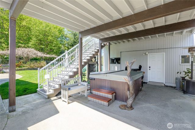 293 N Ridge View Dr, Port Angeles, WA 98362