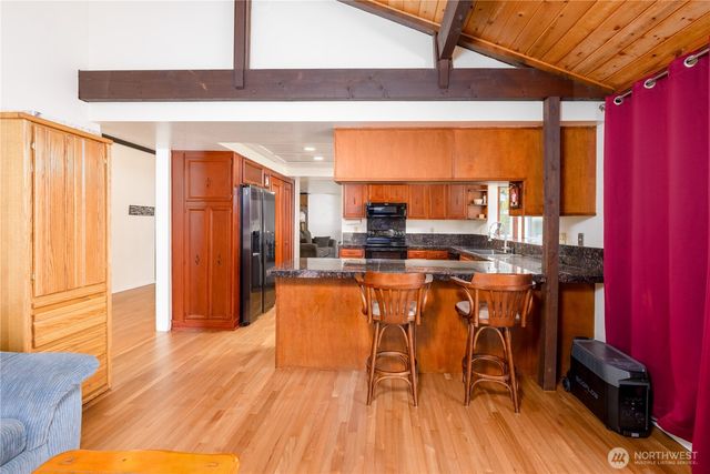 293 N Ridge View Dr, Port Angeles, WA 98362