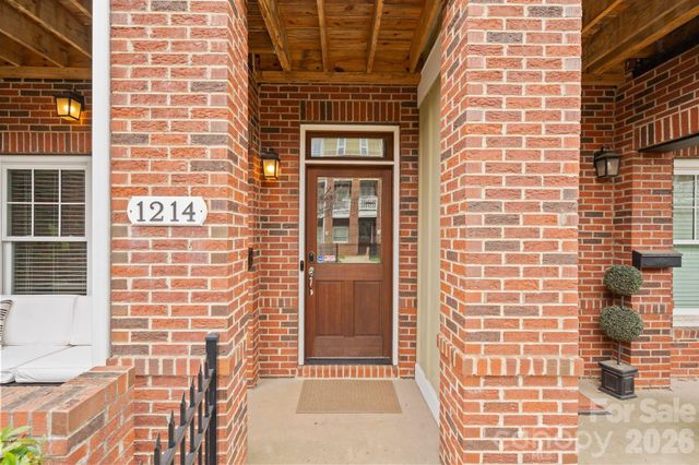 1214 Macomb Place, Charlotte, NC 28208