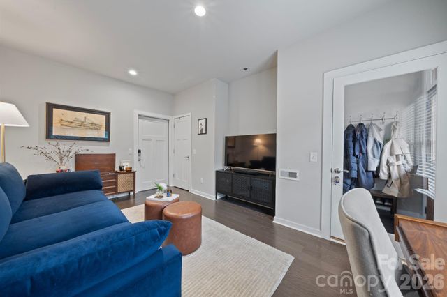 1214 Macomb Place, Charlotte, NC 28208