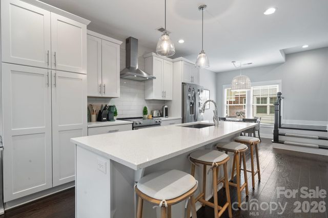 1214 Macomb Place, Charlotte, NC 28208