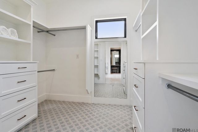 13755 Golden Holly Ln, Baton Rouge, LA 70810