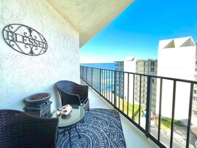 5420 N Ocean Drive 906, Singer Island, FL 33404
