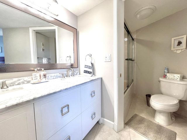 5420 N Ocean Drive 906, Singer Island, FL 33404