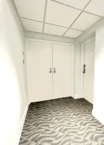 5420 N Ocean Drive 906, Singer Island, FL 33404