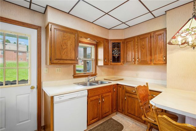 348 W Catherine Street, Somerset Boro, PA 15501