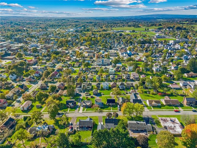 348 W Catherine Street, Somerset Boro, PA 15501