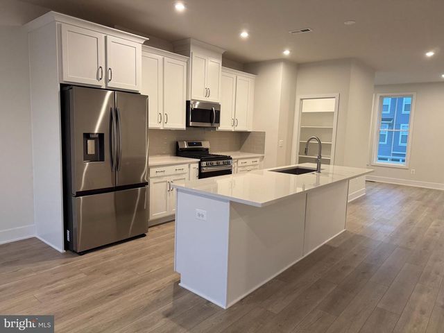 112 GALAXY, Stephenson, VA 22656