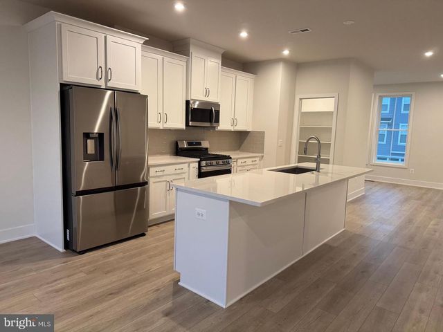 112 GALAXY, Stephenson, VA 22656