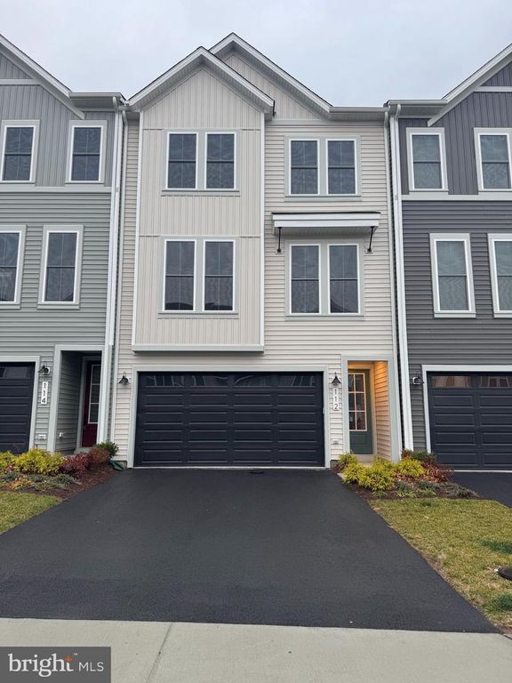 112 GALAXY, Stephenson, VA 22656