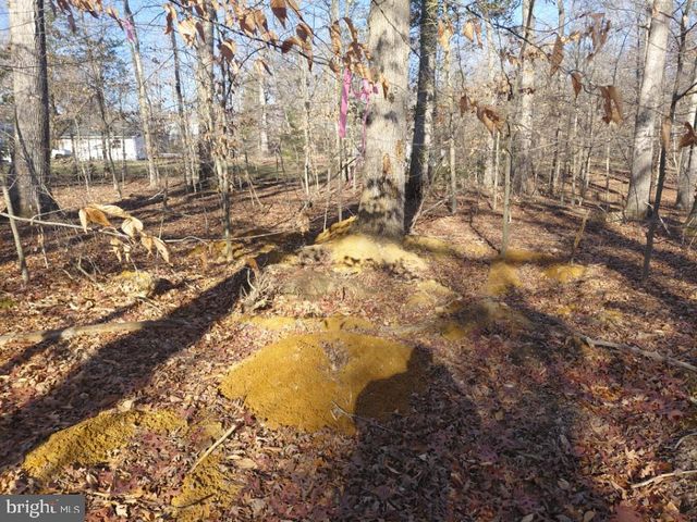 7060 ANNAPOLIS WOODS RD, La Plata, MD 20646