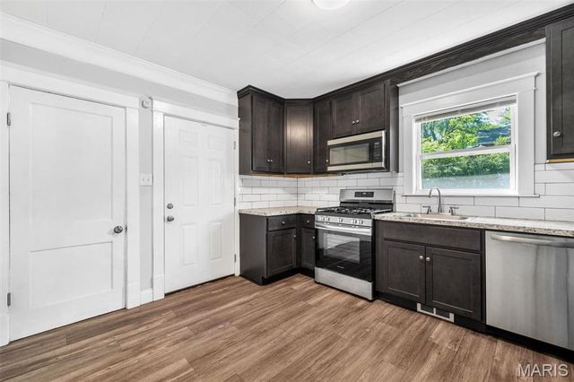 330 Chambers Road, Riverview, MO 63137