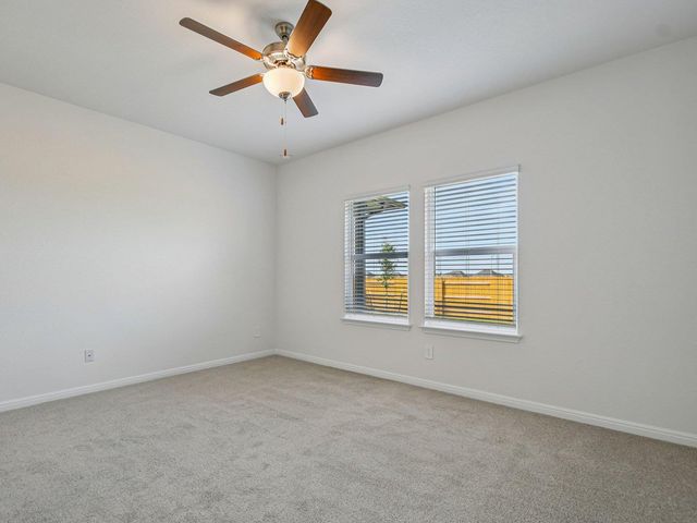 280 Red Tail Hawk LN, Cedar Creek, TX 78612