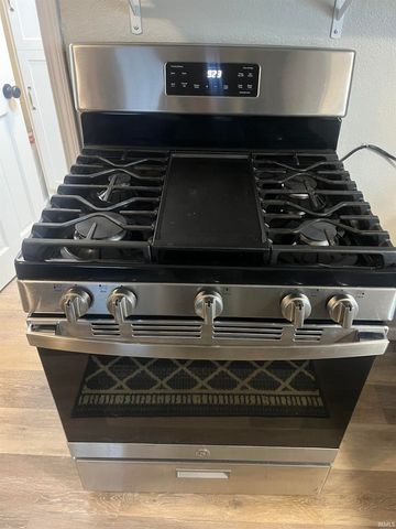 2713 Prairie Grove Drive Drive, Fort Wayne, IN 46809